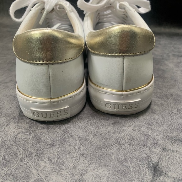 Guess white and gold leather sneakers - Picture 3 of 3